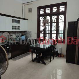 LAC LONG QUAN HOUSE FOR SALE 76M2 5 FLOORS 4.5 MT 16 EXCELLENT OFFERING RATE FOR CARS TO AVOID BUSINESS _0