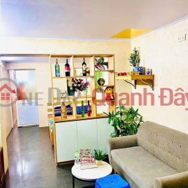 House for sale on Phan Chu Trinh, 35m2, 6m frontage, 8.2 billion, bright alley, Small Business _0