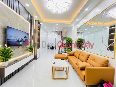 House for sale in Truong Dinh, Hai Ba Trung. 42 square meter, fully furnished, price 5.25 billion. _0