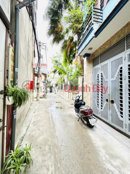 đ 8.2 Billion | HOUSE FOR SALE ON TRUONG DINH, CAR PARKING AT DOOR, FOR BUSINESS, 42 SQM. 8.2 BILLION