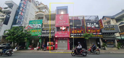 SHOCK - House for rent on Tan Son Nhi Street, 56m2, 3 floors - 22 million _0