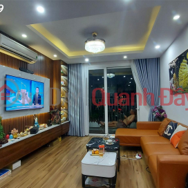 The owner sells the 3-bedroom apartment at No2 Ngoai Giao Doan building in this May _0