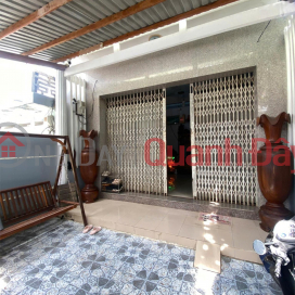 House for sale at 55A\/11, Nguyen Hue Street, Tuy Hoa Ward, Dak Lak. Price: 2.52 billion VND, 100m2. _0