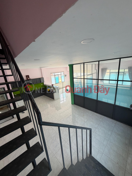 URGENT SALE OF LARGE PLOT OF LAND – FULLY RESIDENTIAL – WITH EXISTING HOUSE – EXCELLENT PRICE Sales Listings