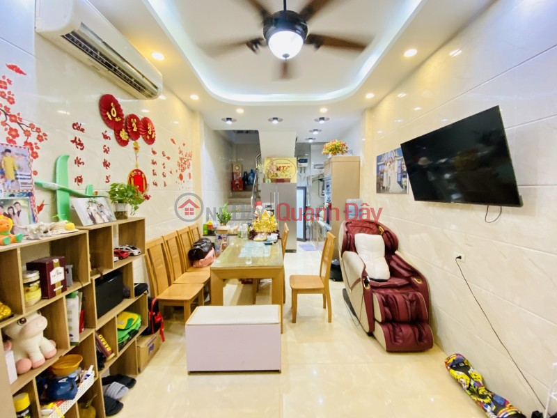 House for sale in Thanh Xuan district, Giap Nhat street, 35m 5 floors, 1 cul-de-sac, near car, 4 billion, contact 0817606560, Vietnam, Sales, đ 4.3 Billion