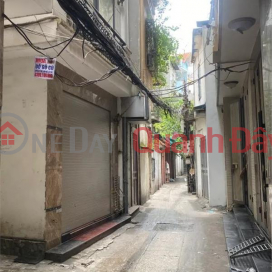 Townhouse for sale at 8\/3 Quynh Mai - Beautiful alley location, good price 6 billion _0