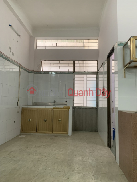 ► 15m from Dinh Tien Hoang main road, 90m2, 8m frontage, 3 floors, 12 rooms generating 60 million VND\/month, 8.x billion VND _0