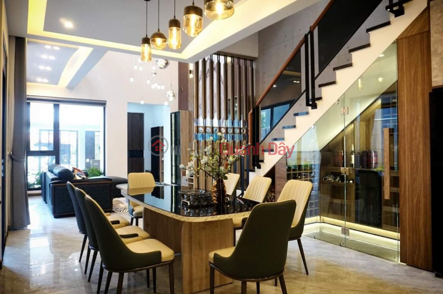 Own VILLA 43-45 PHU XUAN 4 - DISCLAIMER OF CLASS AND DELICATE FEATURES Located in Hoa Minh ward, Vietnam, Sales | đ 12.7 Billion