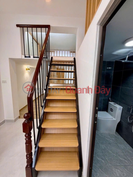 đ 2.95 Billion Nghia Tan collective apartment, 50m², 2 bedrooms, 2.95 billion VND - fully furnished with beautiful interior.